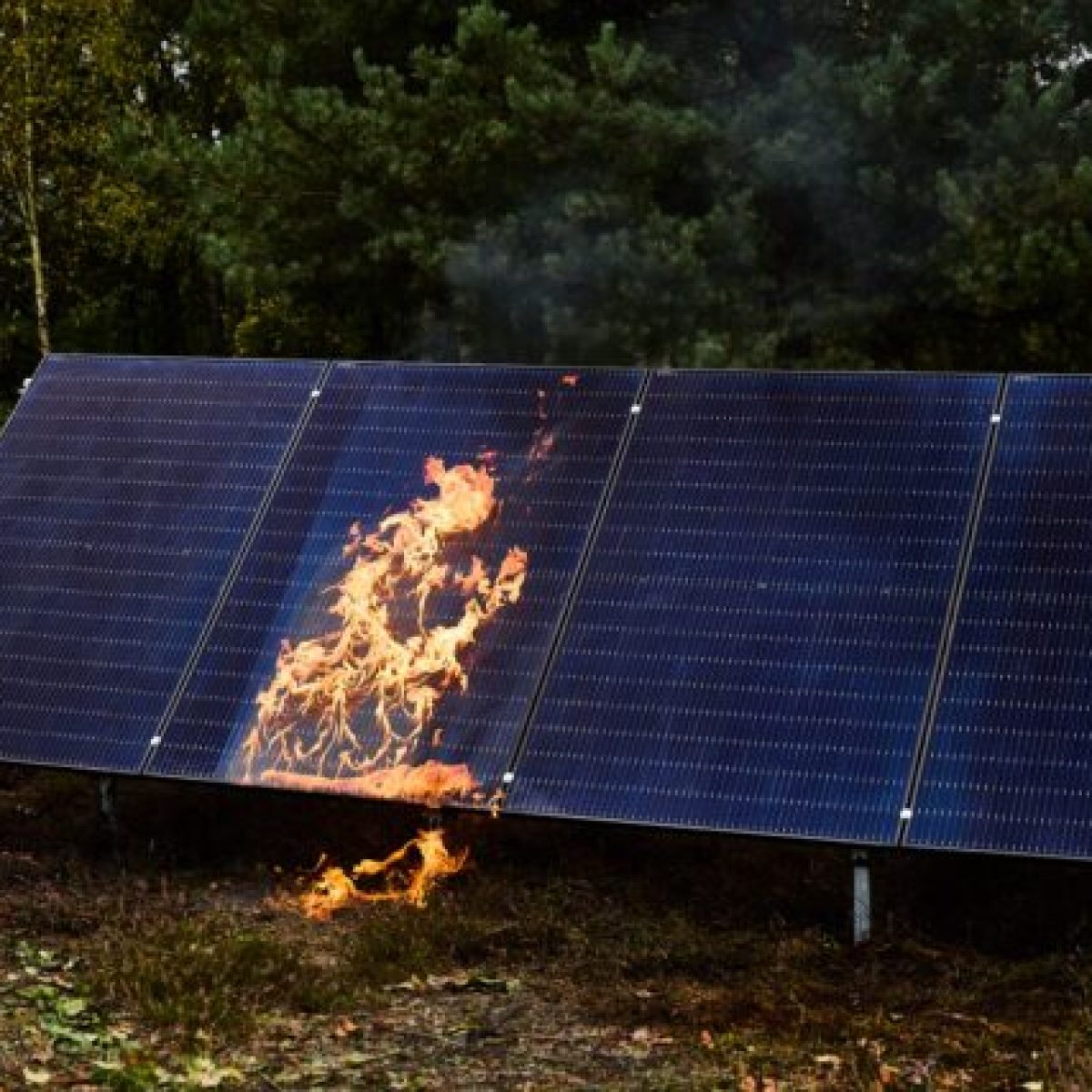 pozary-fotowoltaiki-ochrona-solarstop