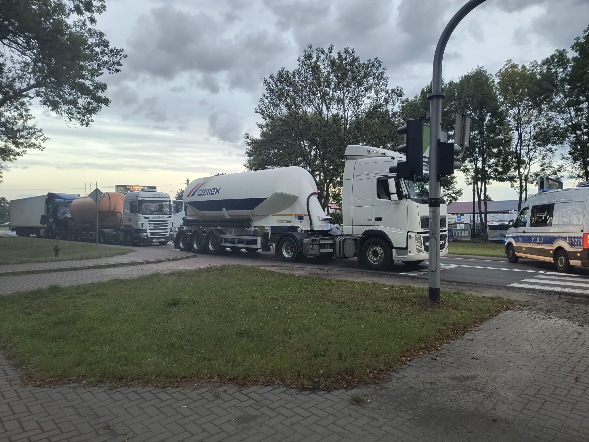 548030397_1198712395624489_4751131755051009768_n