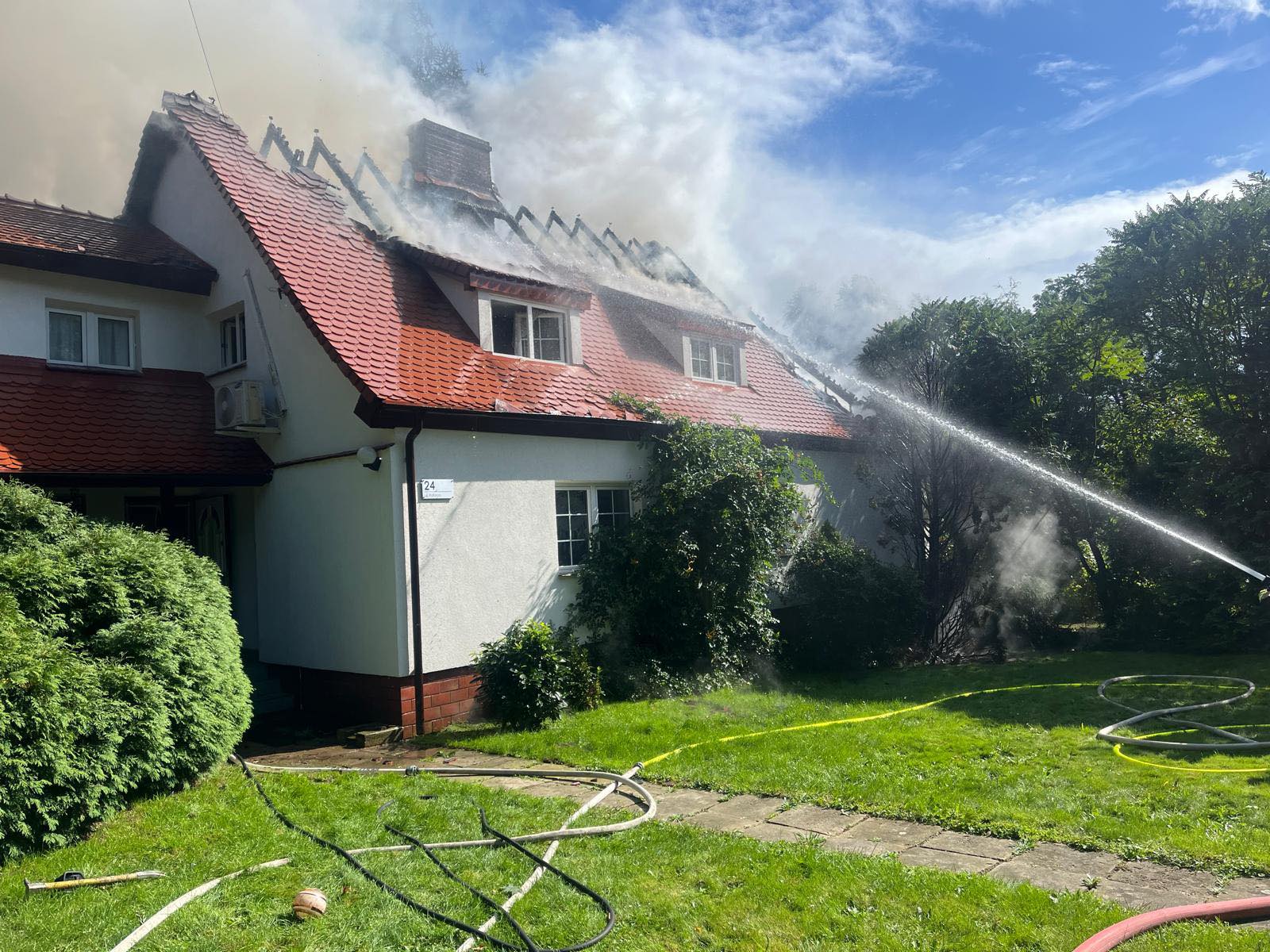 548276224_1094695776194037_8652234317606511859_n