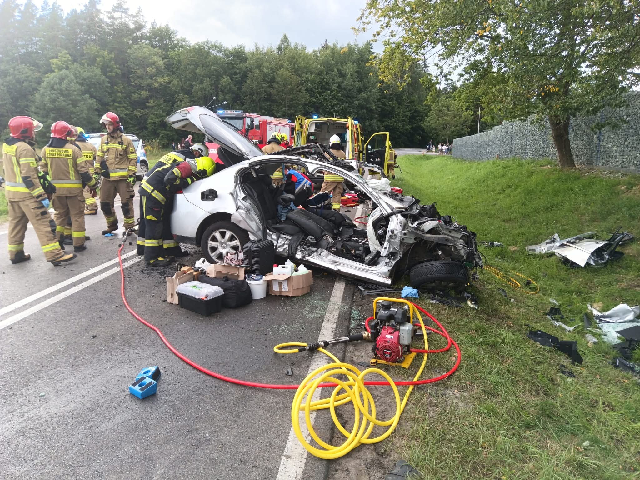 5b46e23b-02c1-40e4-b5cd-881b38e62cdd