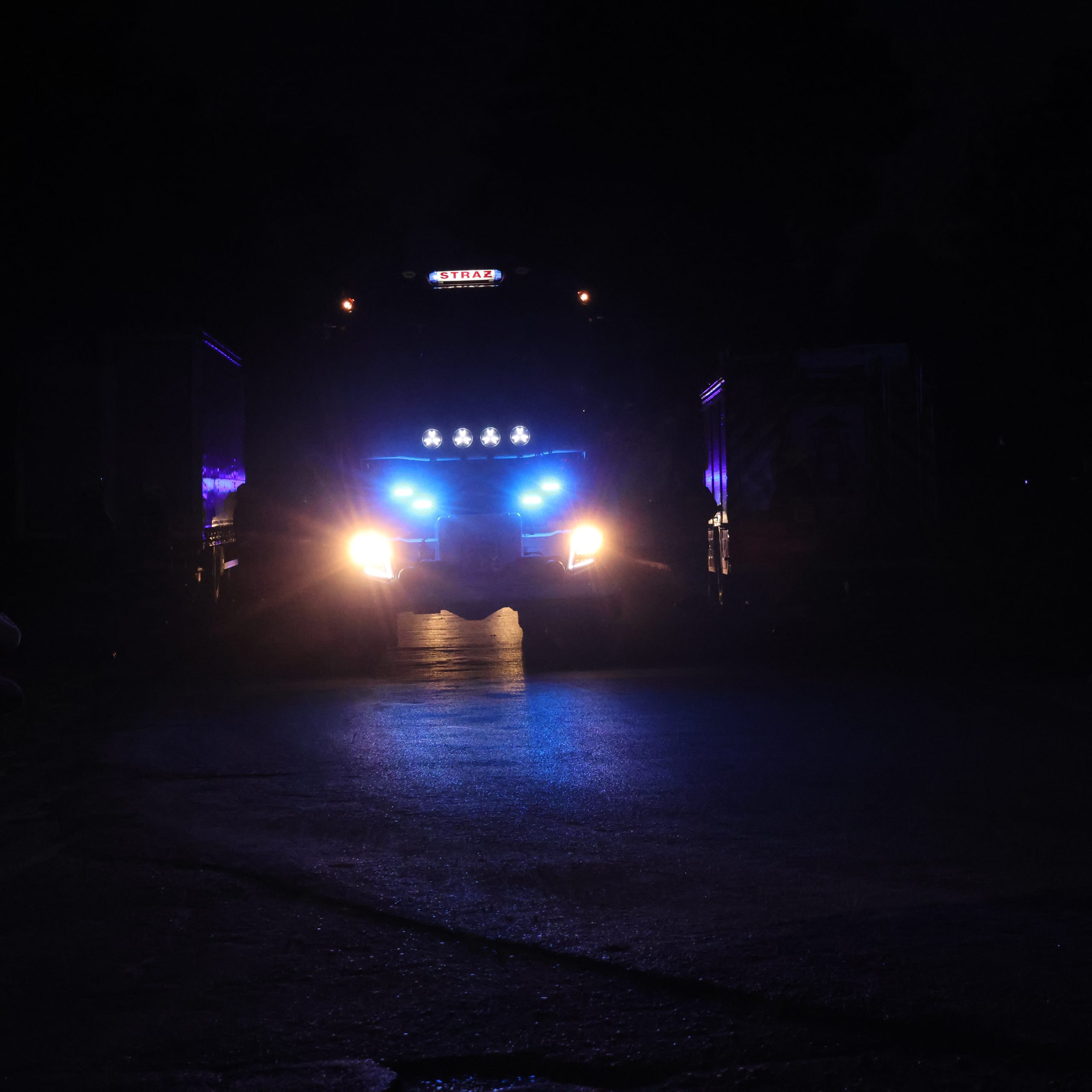 242A2942