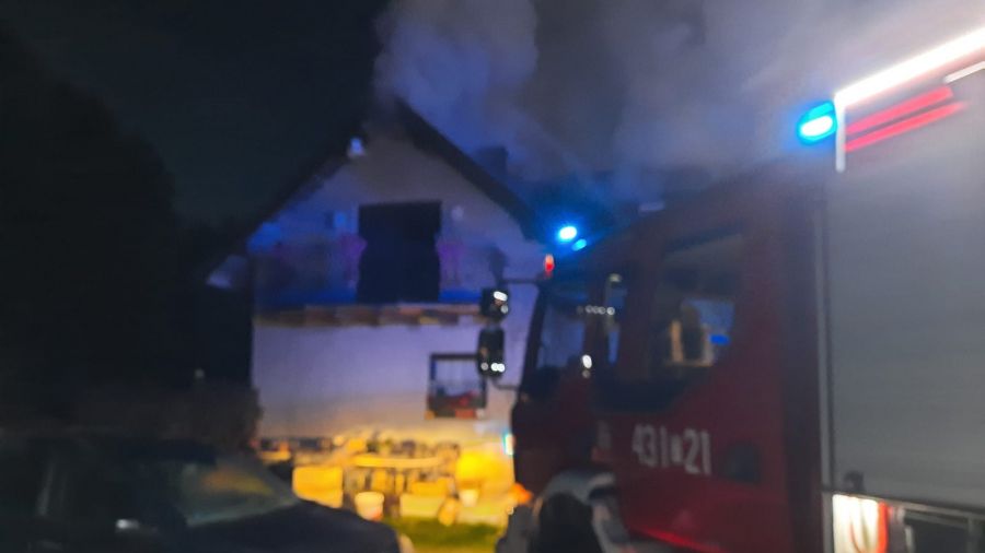 uid_3abd37d3cc184f09bf4b0dbff086a4cc_width_900_play_0_pos_0_gs_0_height_506