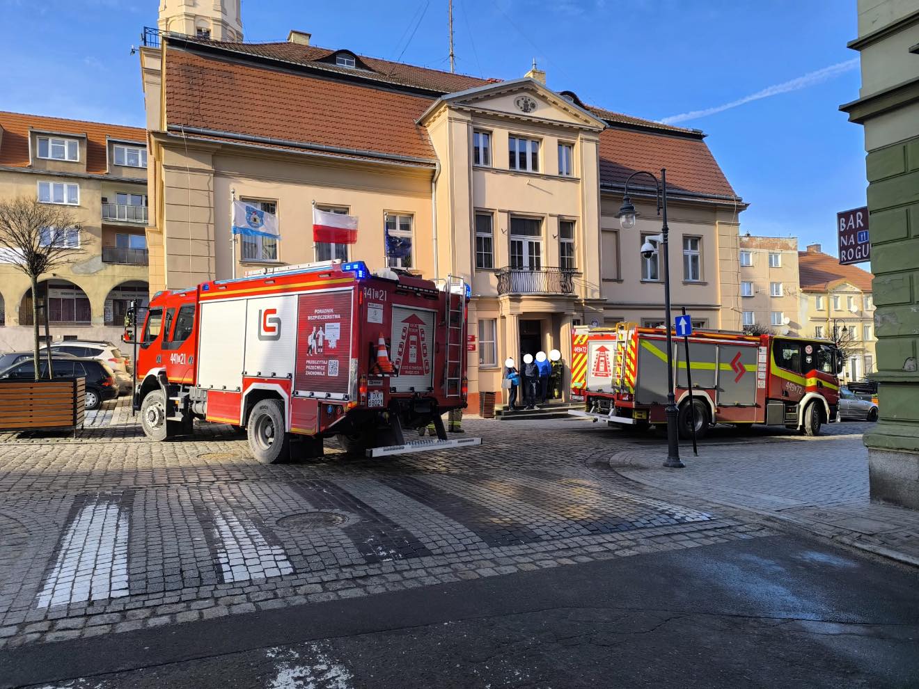 615711146_869010289436612_3456025933159974569_n