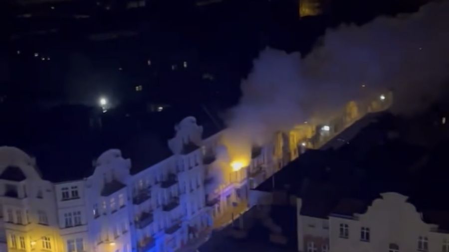 uid_f66c900e7f8541f785cf0f22afe75cde_width_900_play_0_pos_0_gs_0_height_506.jfif