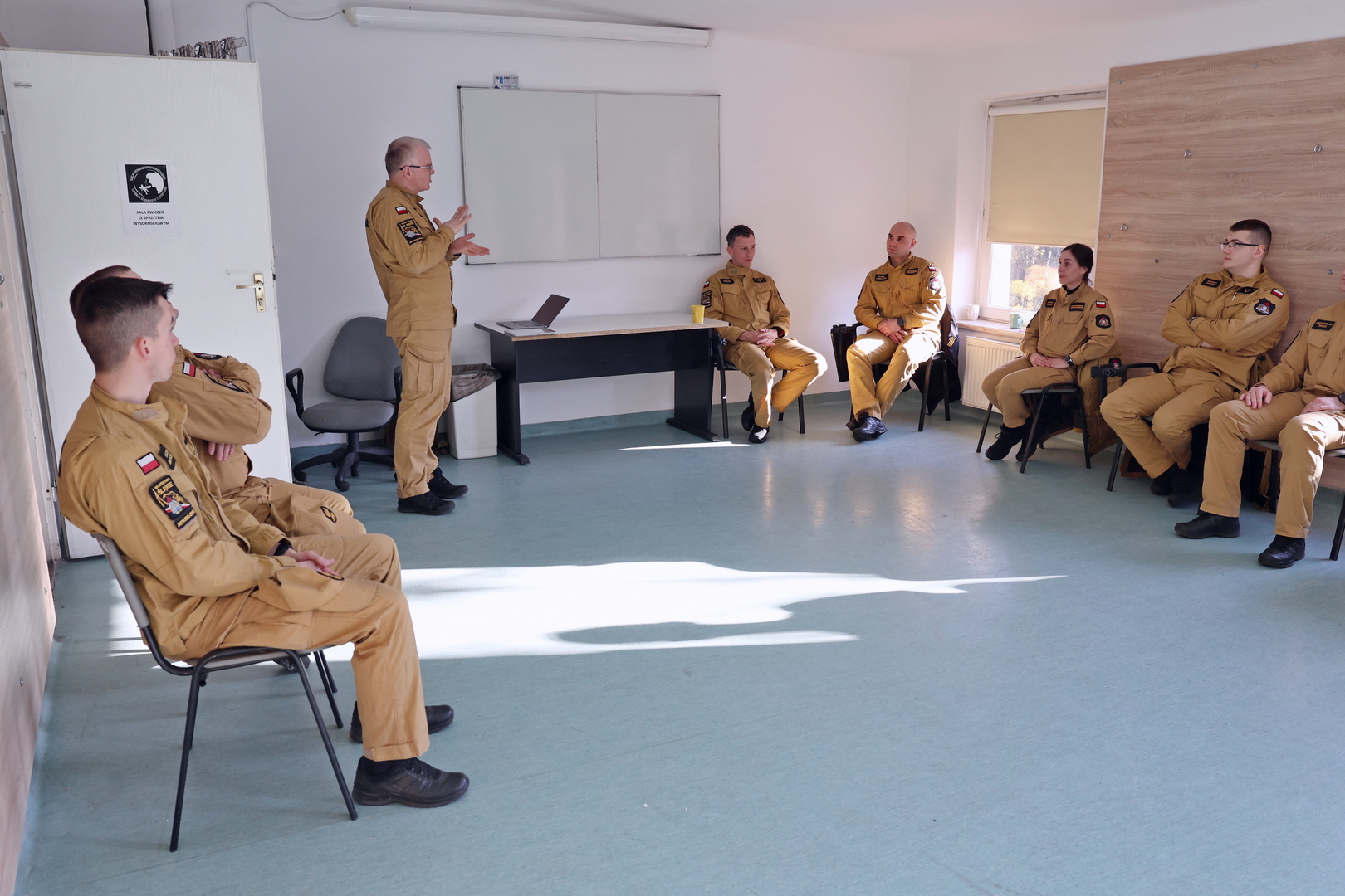 216b9cab-194c-4f78-8776-3b3797f56008