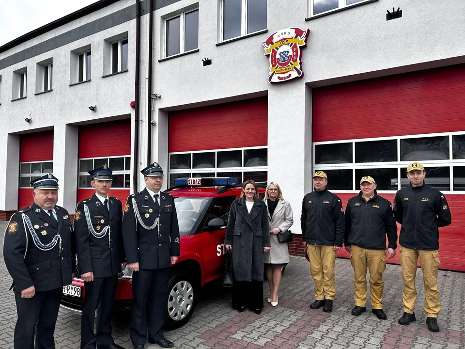 57111fb9-3054-4b19-a316-83bb76ebbe09