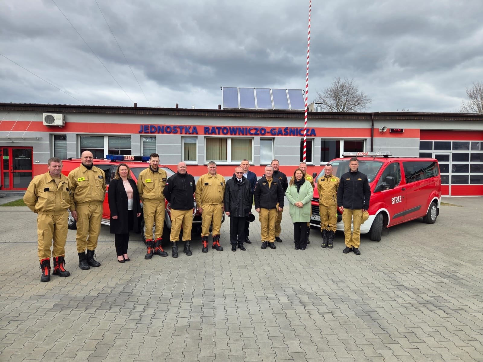 668510115_122212208762503997_4505416550862004627_n