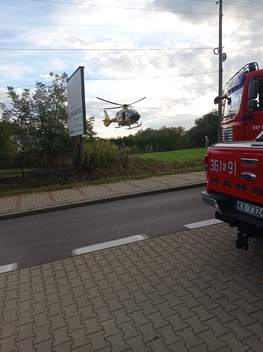 Poszkodowana trafiła do szpitala śmigłowcem LPR