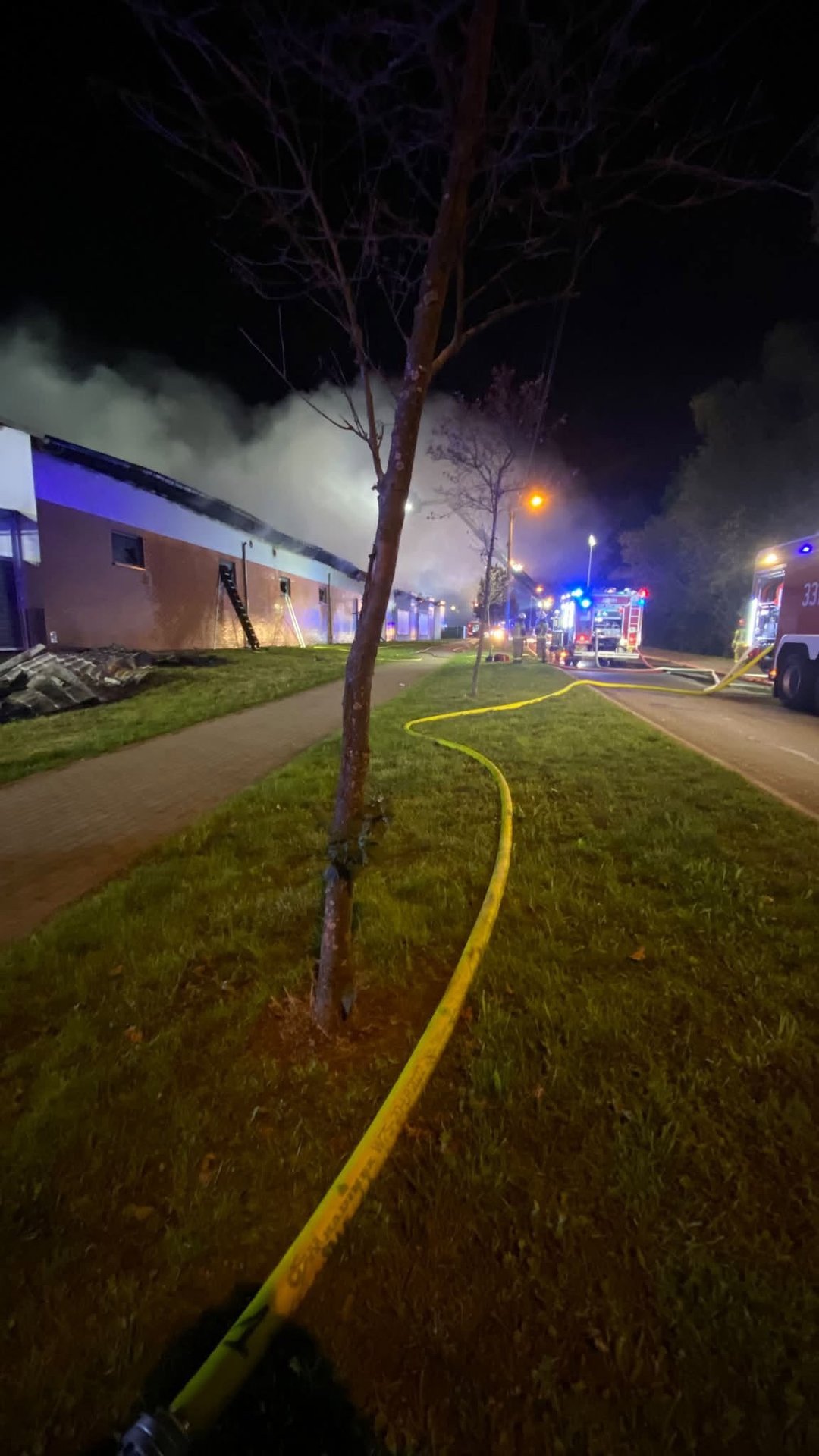 Pożar Biedronki. 80 strażaków w akcji w Jastrzębiu-Zdroju
