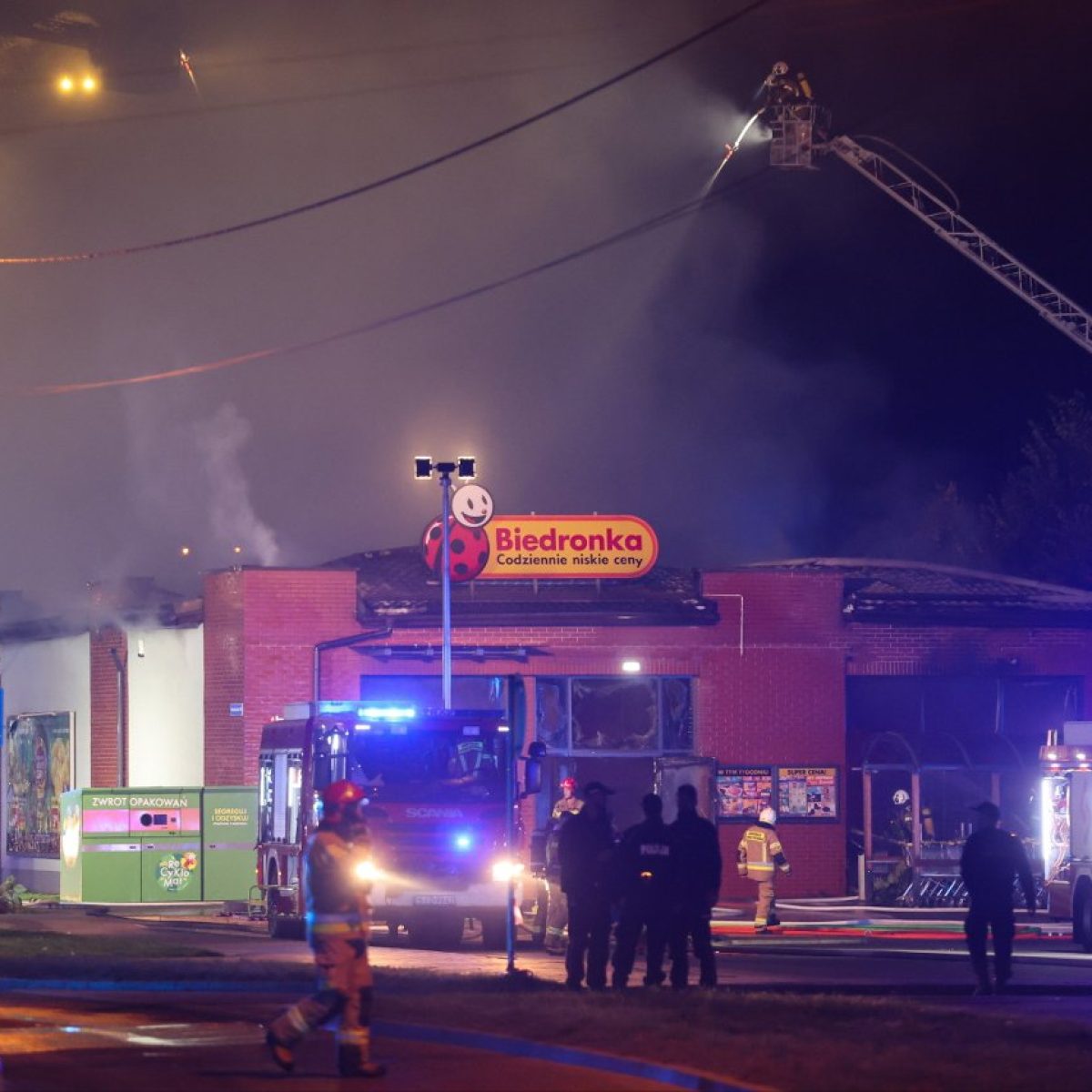 Przyczyna pożaru Biedronki nie jest jeszcze znana