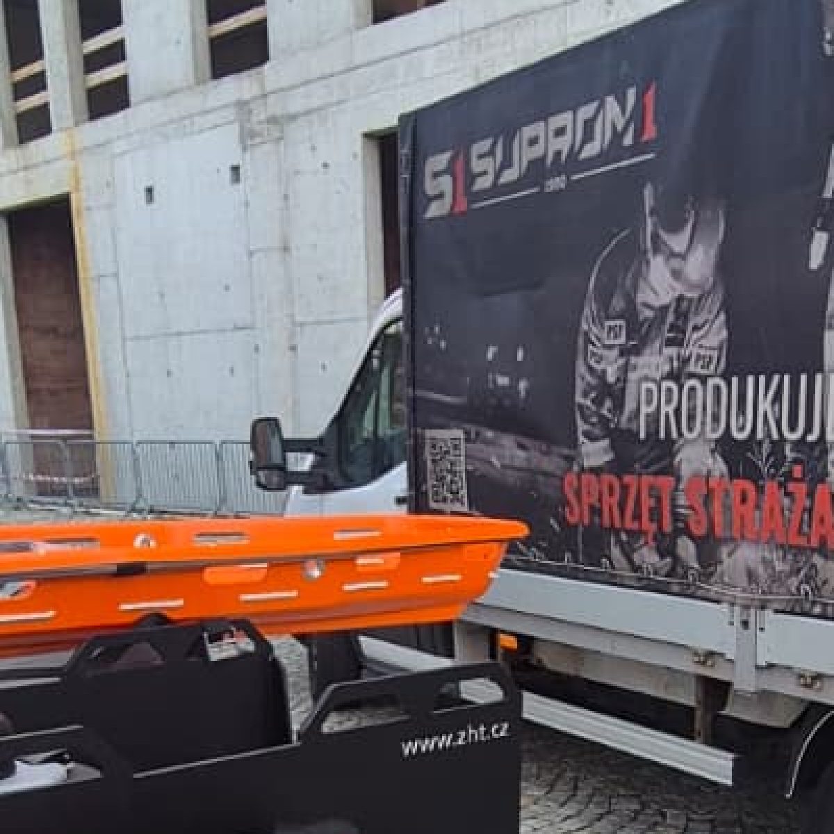 Dostawa dla PSP zrealizowana! 12 dolnośląskich komend otrzymało moduły transportowe do pojazdów UTV