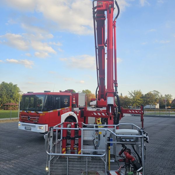 Bronto Skylift F 34 RLX już w podziale bojowym