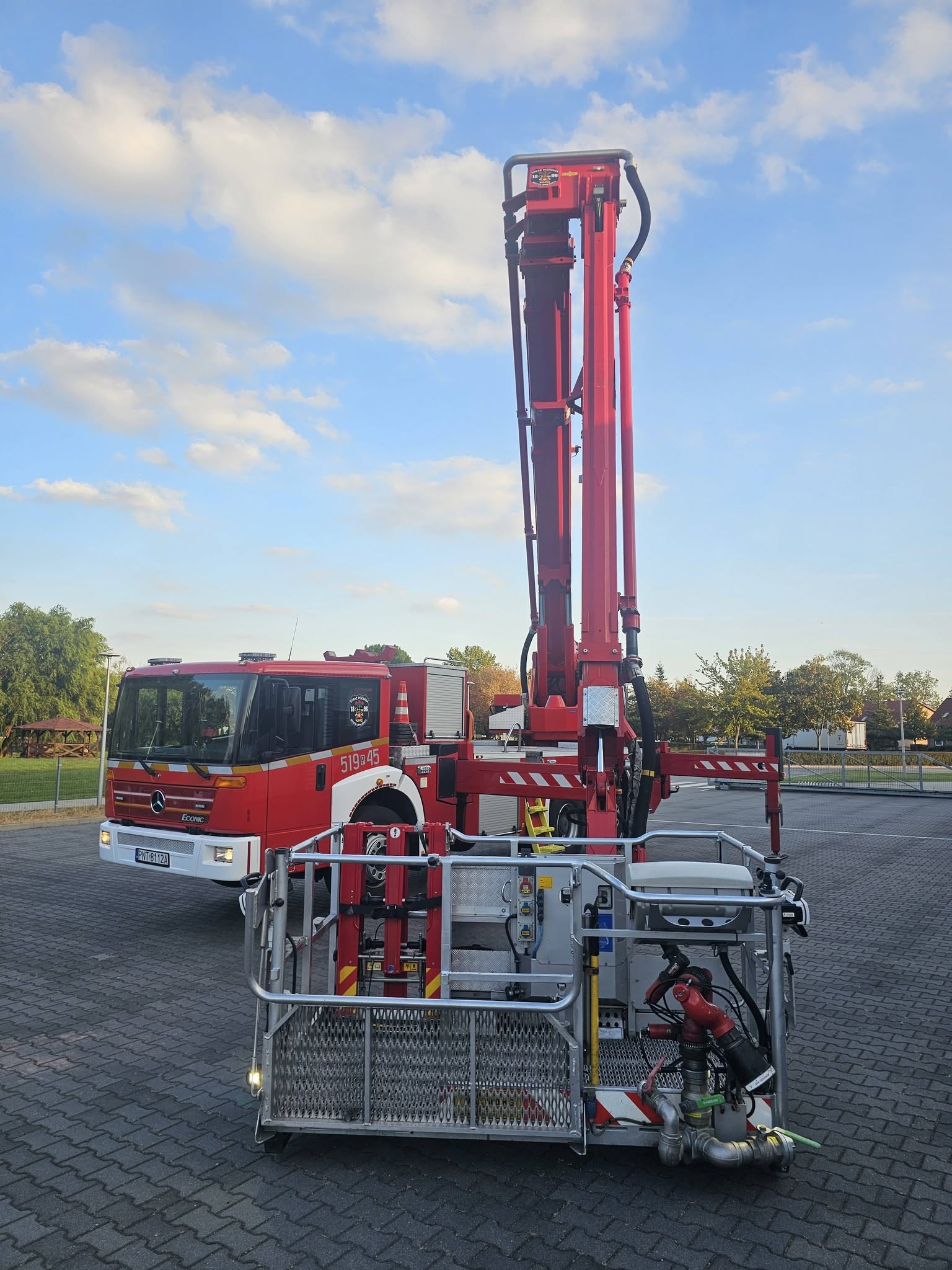 Bronto Skylift F 34 RLX już w podziale bojowym